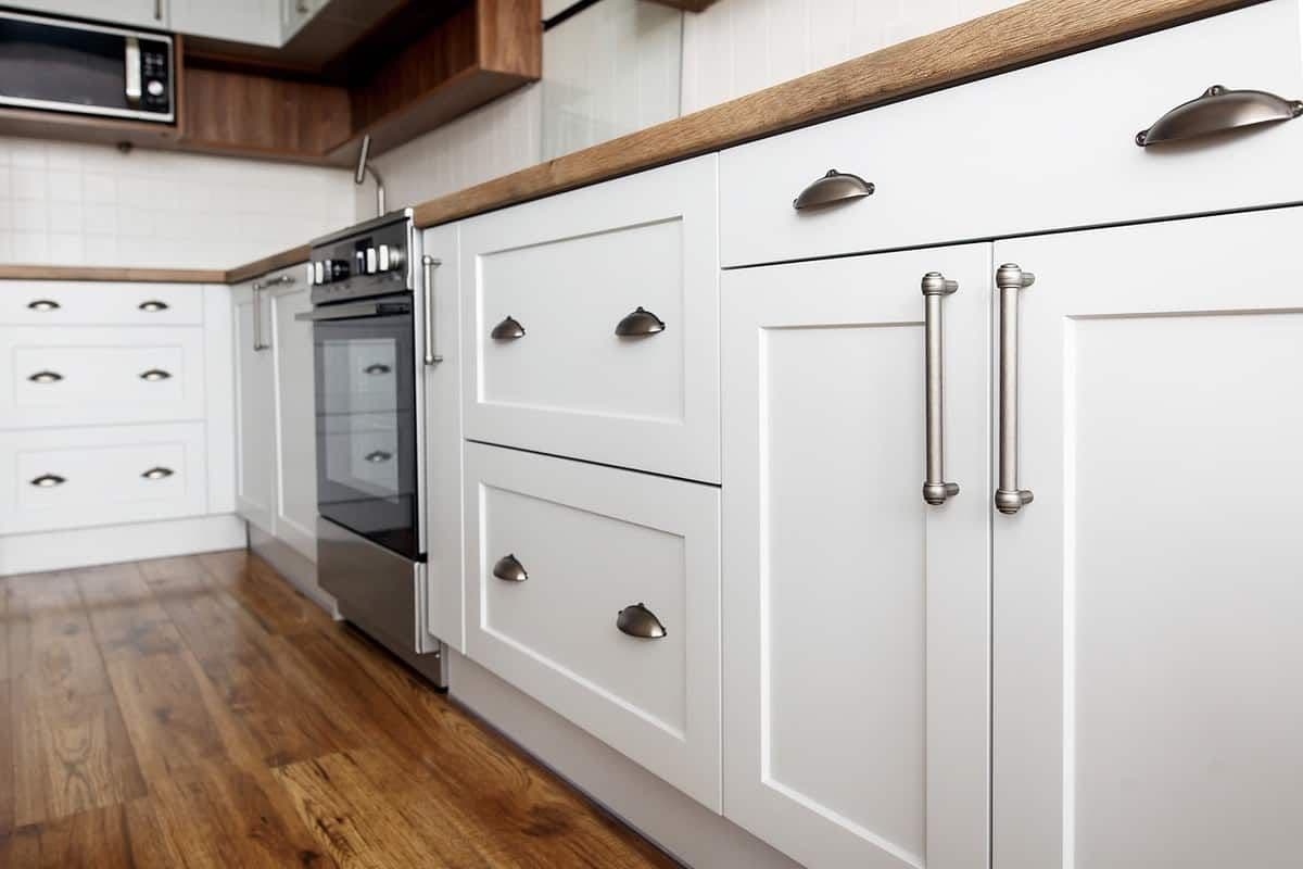 kitchen-cabinets.jpg