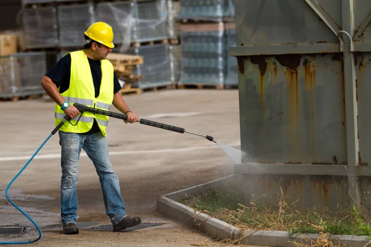 pressure-washing-commercial.jpg