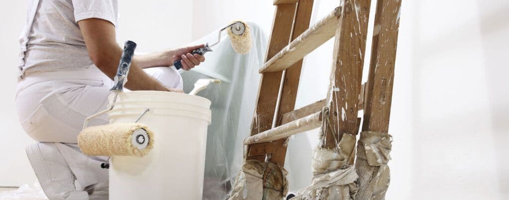 the-benefits-of-hiring-a-pro-painter-1-1024x404.jpg